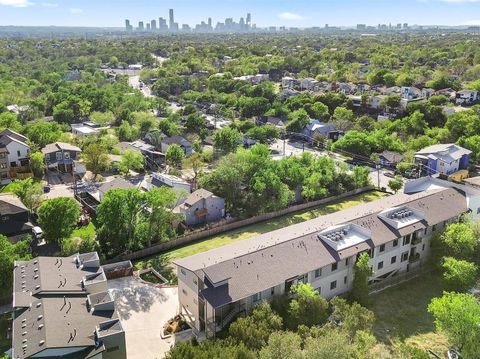 Photo of 1811 Webberville RD #1305, Austin, TX 78721 (MLS # 4679870)