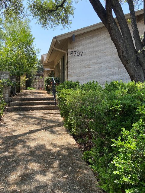 2707 W Townes LN Austin TX 78703