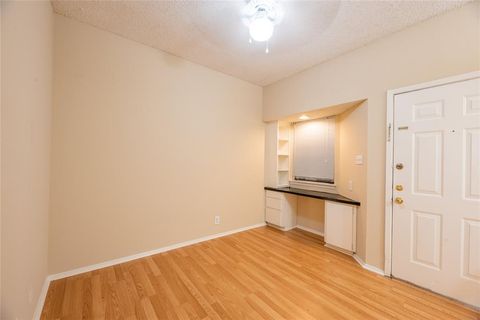 Photo of 2818 Nueces ST #304, Austin, TX 78705 (MLS # 6316864)
