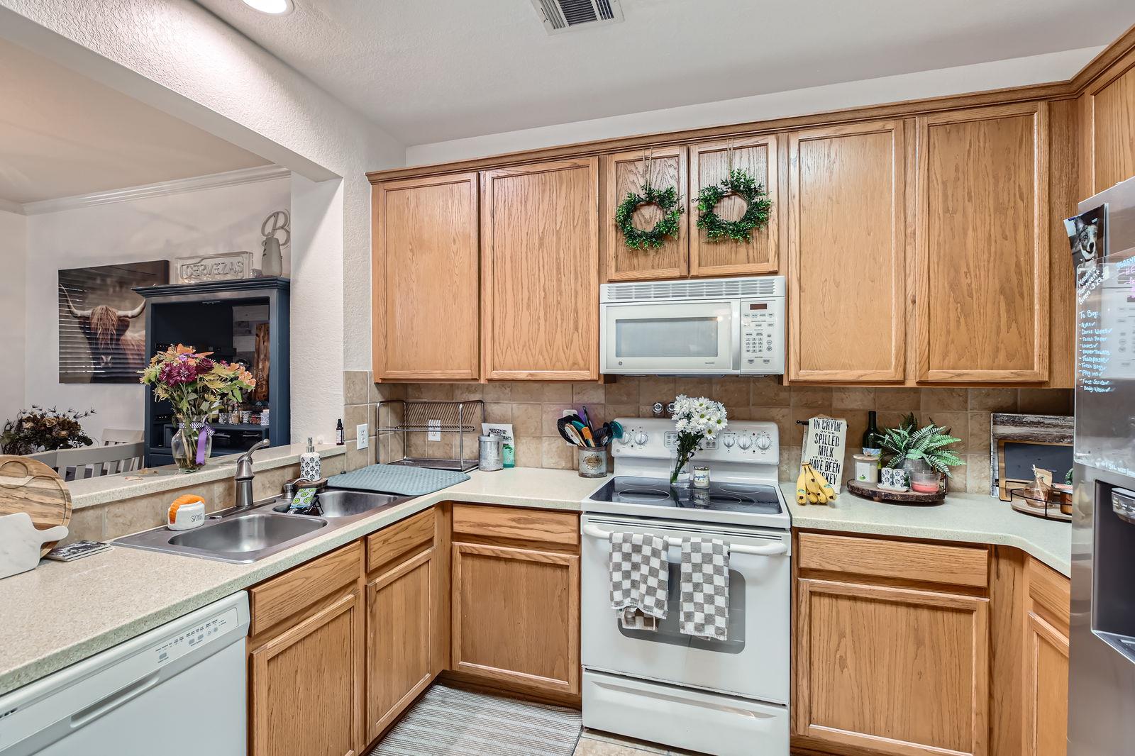2642 Grayson WAY