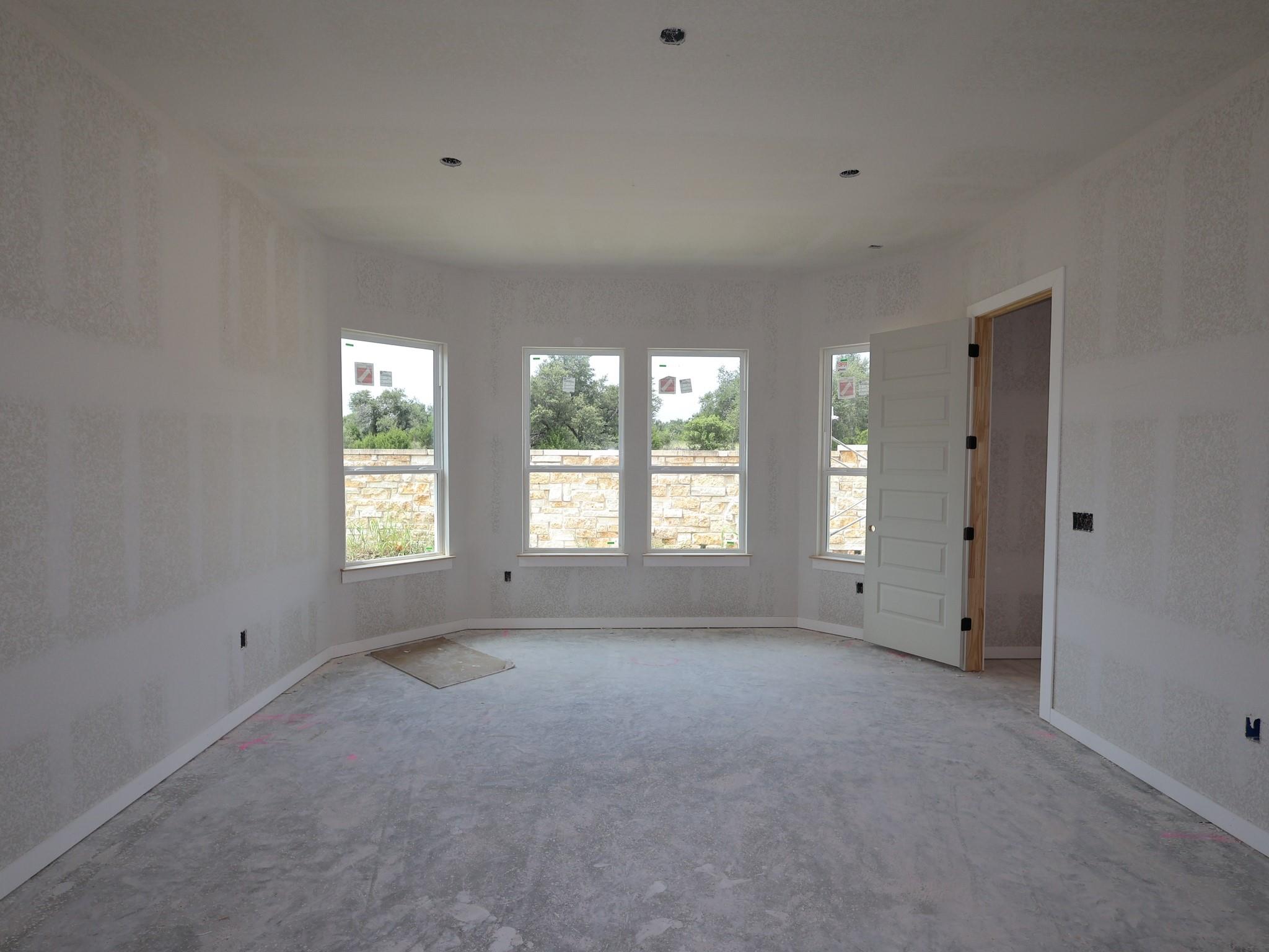 853 Corvallis DR
