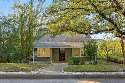 Photo of 1800 Alta Vista Ave, Austin, TX 78704 (MLS # 7145239)