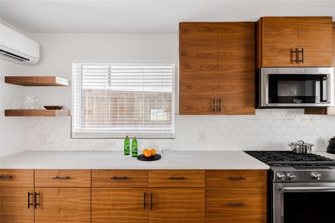 Tiny photo for 708 Chicon ST #2, Austin, TX 78702 (MLS # 9715309)