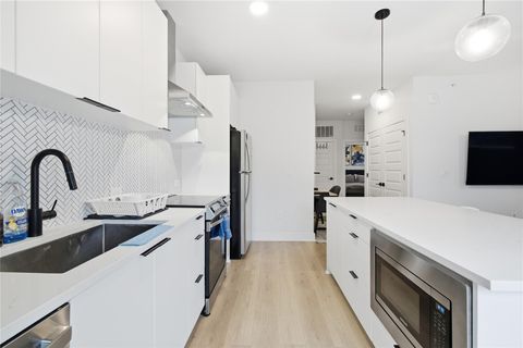 Tiny photo for 2500 Longview ST #201, Austin, TX 78705 (MLS # 6962152)