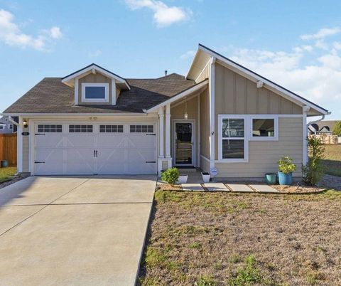 253 Sage Meadows DR San Marcos TX 78666