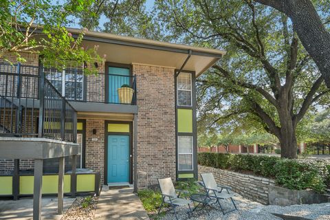 Photo of 7685 Northcross DR #329, Austin, TX 78757 (MLS # 5470815)