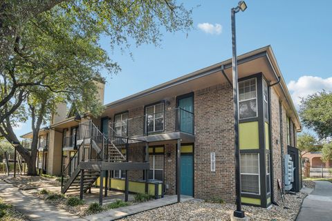 Tiny photo for 7685 Northcross DR #329, Austin, TX 78757 (MLS # 5470815)