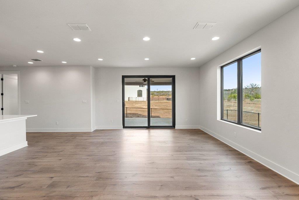 711 N Paleface Ranch RD 9