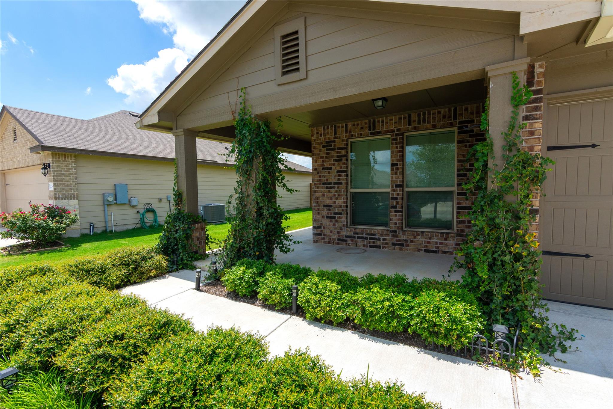 232 Reagor DR