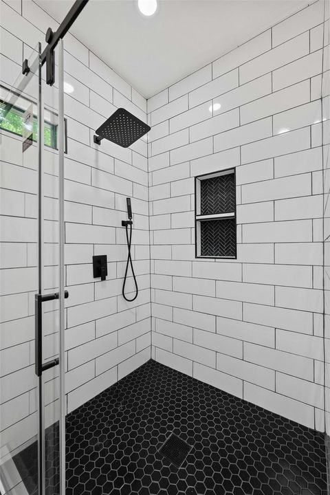 Tiny photo for 914 E 50th ST, Austin, TX 78751 (MLS # 3982717)