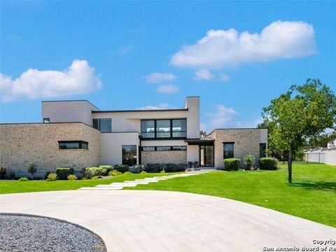 211 Wellesley Hill HL Shavano Park TX 78231