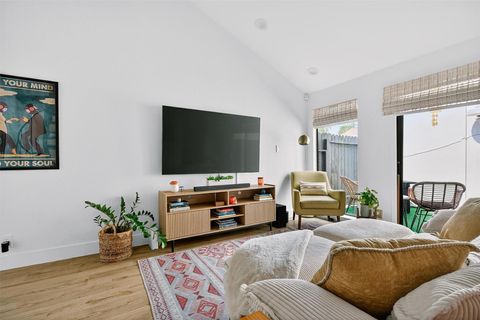 Tiny photo for 1727 Timber Ridge DR, Austin, TX 78741 (MLS # 3149022)