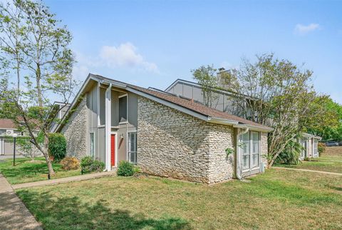 Tiny photo for 1727 Timber Ridge DR, Austin, TX 78741 (MLS # 3149022)