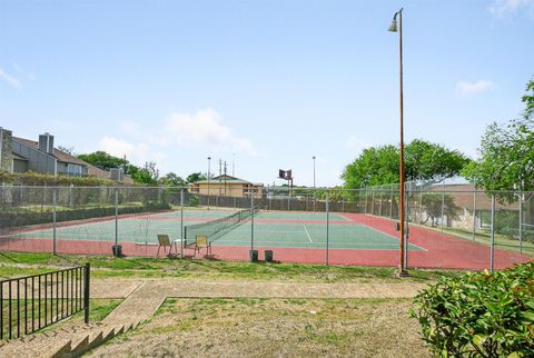 Tiny photo for 1727 Timber Ridge DR, Austin, TX 78741 (MLS # 3149022)