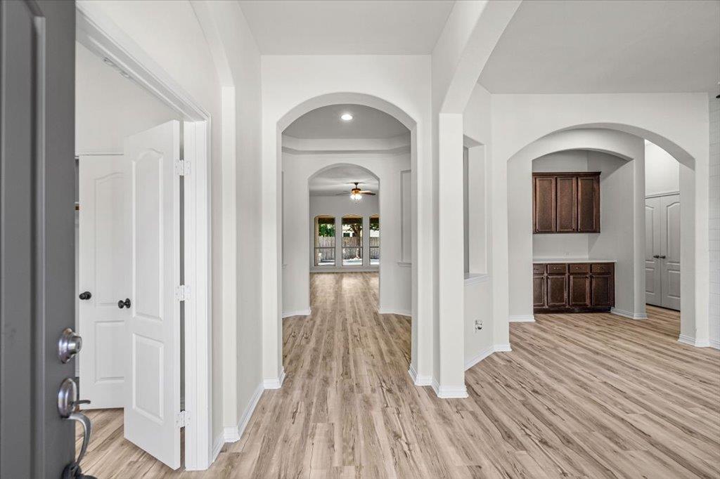 3217 Falconers WAY