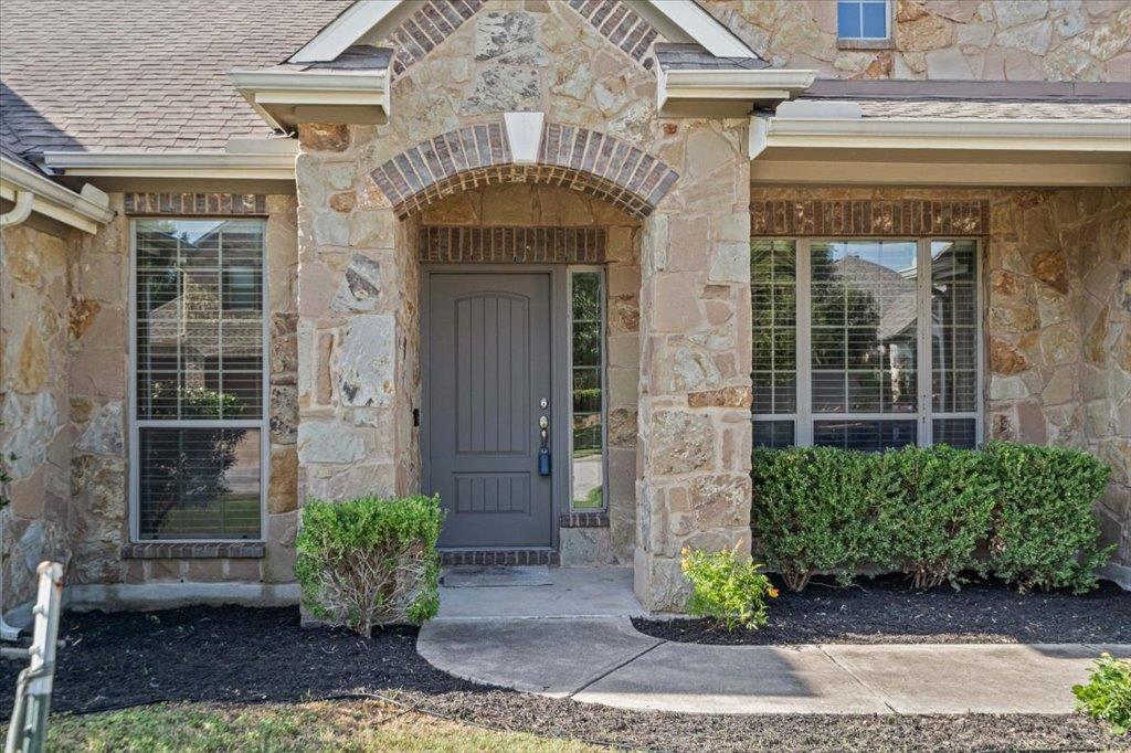 3217 Falconers WAY