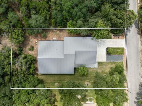 Tiny photo for 1501 E Lakeland DR, Austin, TX 78732 (MLS # 2183880)