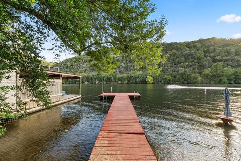 Tiny photo for 1501 E Lakeland DR, Austin, TX 78732 (MLS # 2183880)