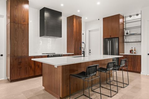Tiny photo for 1501 E Lakeland DR, Austin, TX 78732 (MLS # 2183880)