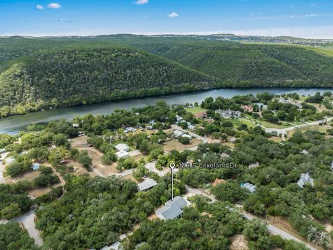 Tiny photo for 1501 E Lakeland DR, Austin, TX 78732 (MLS # 2183880)