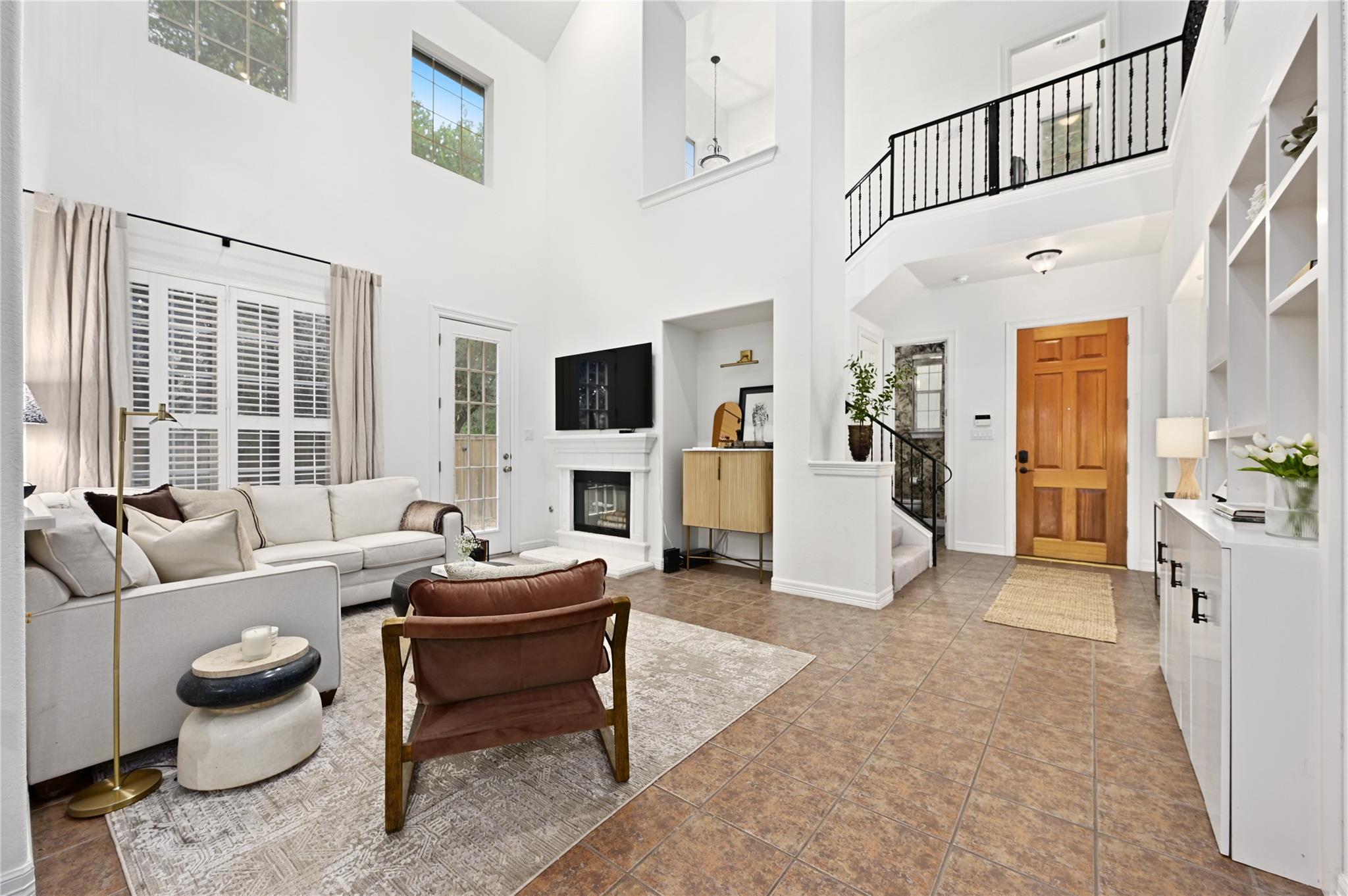 3818 Gaines CT