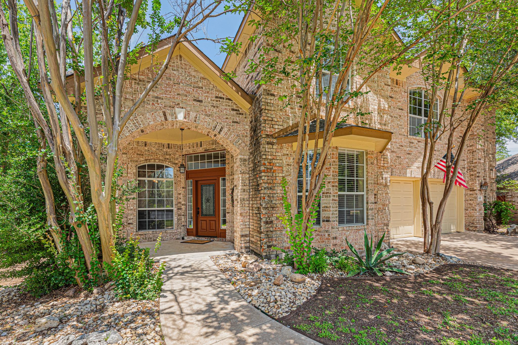 2436 Cloud Peak LN