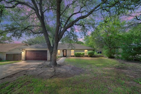 Photo of 3505 Pinnacle RD, Austin, TX 78746 (MLS # 1637140)