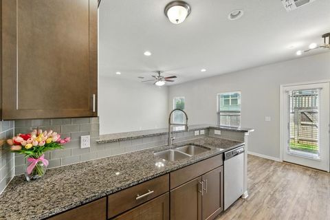 Tiny photo for 7202 Redding DR, Austin, TX 78745 (MLS # 7144728)