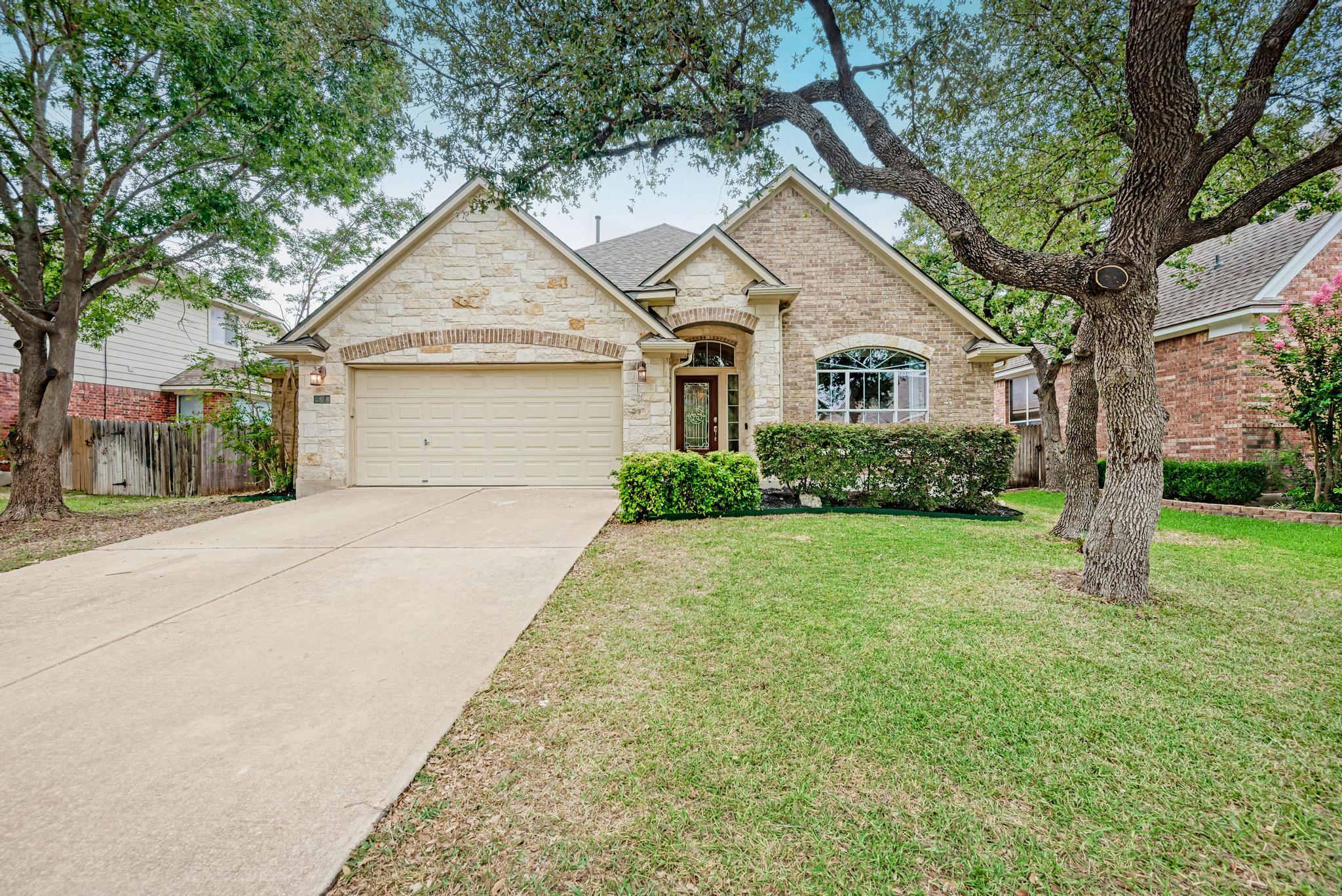 518 Victoria DR