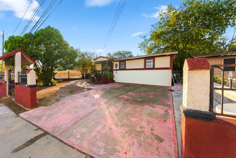 Tiny photo for 2900 Webberville RD, Austin, TX 78702 (MLS # 2307904)