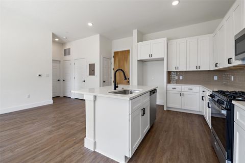 Tiny photo for 1811 Webberville RD #1305, Austin, TX 78721 (MLS # 7923871)