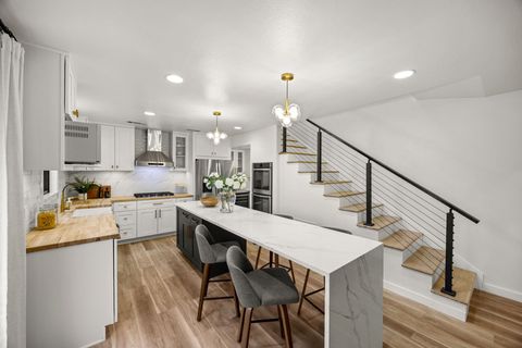 Tiny photo for 3704 Laurel Ledge LN, Austin, TX 78731 (MLS # 8131305)