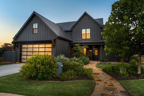 Photo of 116 Baurenhof CT, Fredericksburg, TX 78624 (MLS # 8320073)