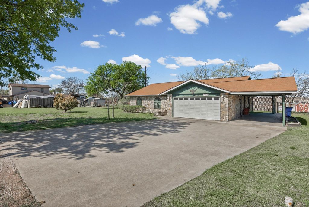 Photo of 1204 Vapor DR, Pflugerville, TX 78660 (MLS # 1415142)