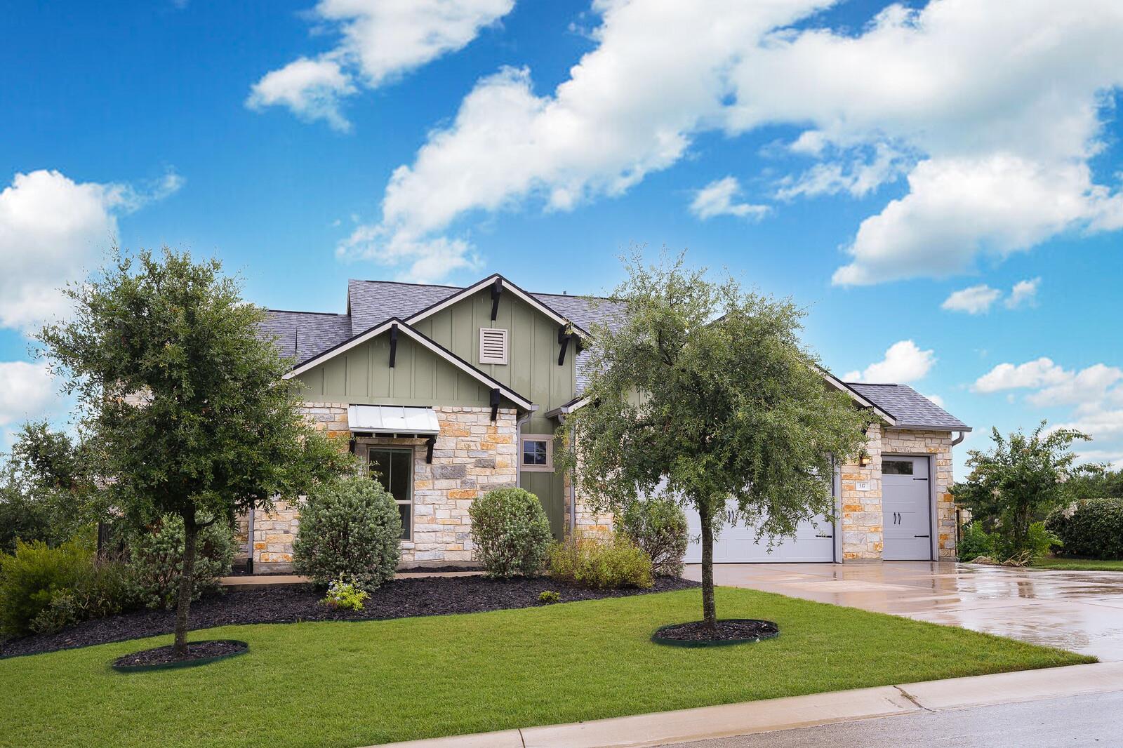 517 Freeing Oak