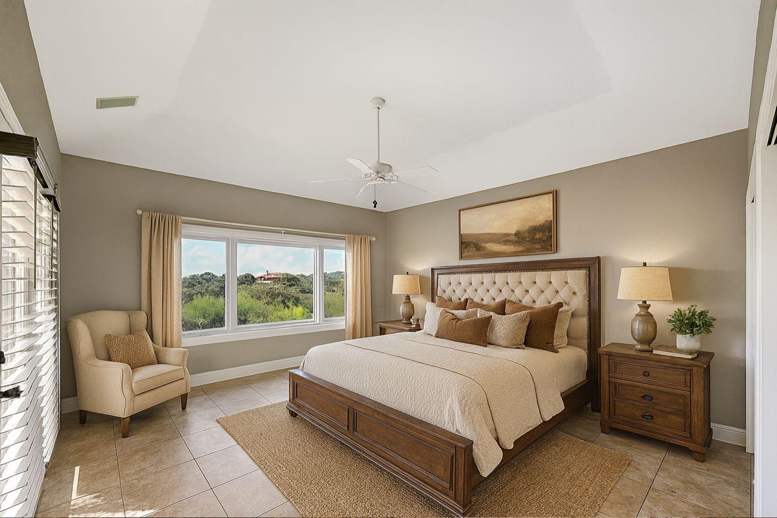 1607 Clubhouse Hill DR