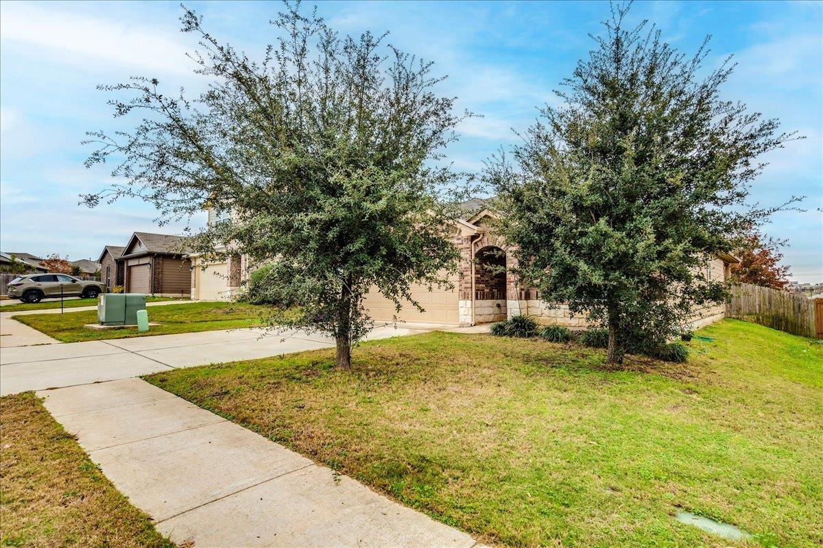 7013 Loretta White Lane