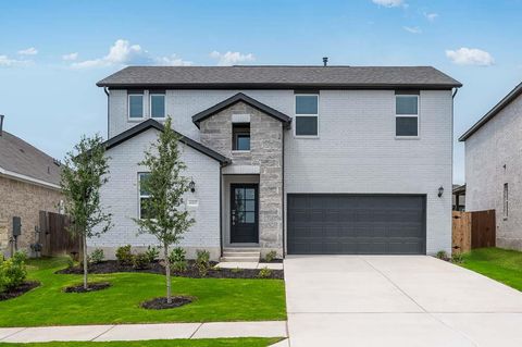 201 Makinaw RD Hutto TX 78634