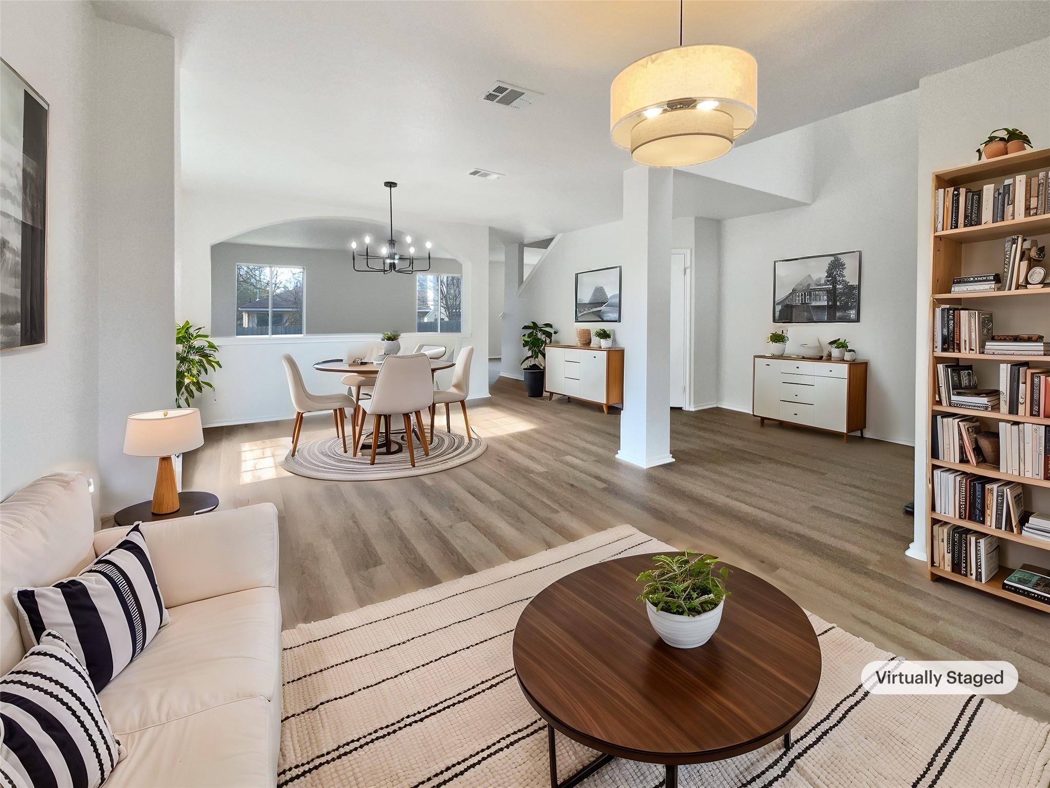 2306 Friarcreek LOOP