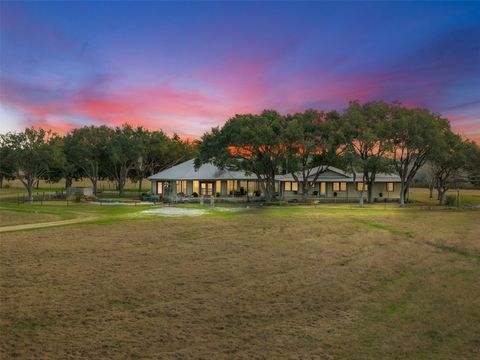 2346 Bruno RD Schulenburg TX 78956