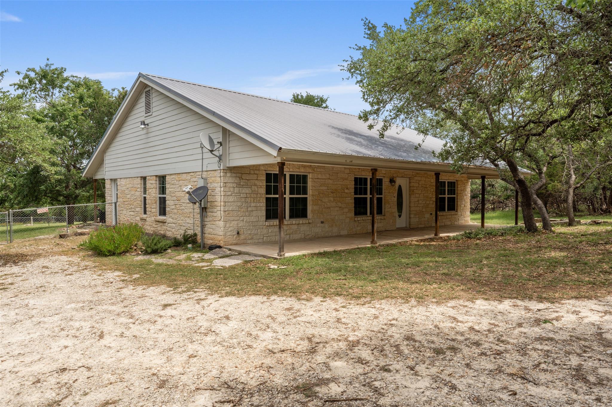 8281 Mountain DR