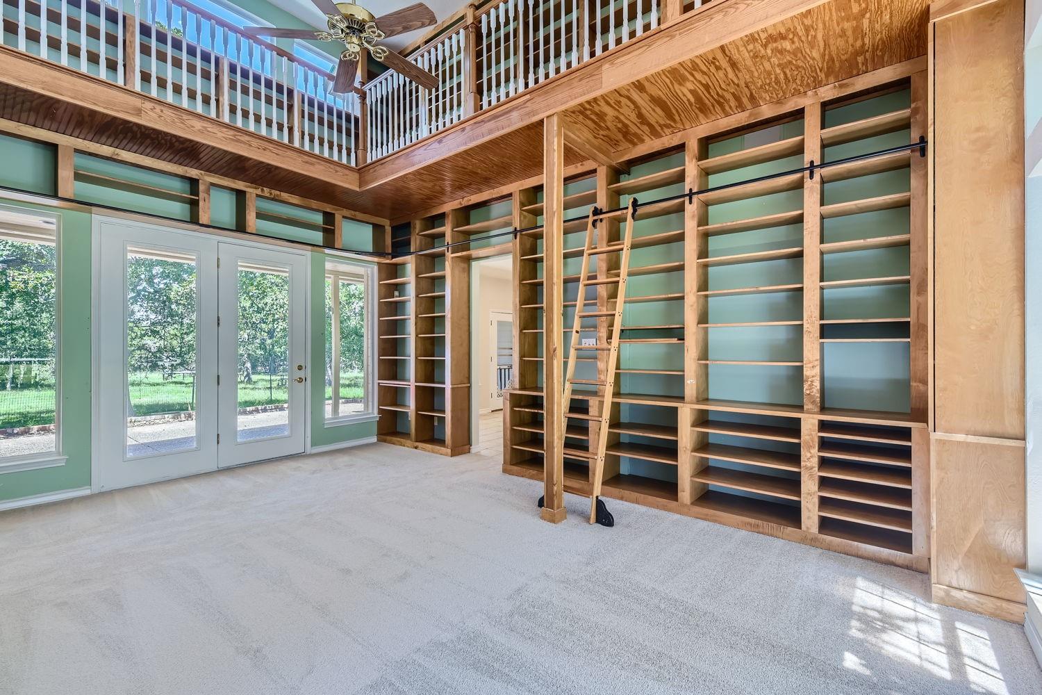 Austin, Texas 78737, United States, 4 Bedrooms Bedrooms, ,4 BathroomsBathrooms,Residential,Active,49098