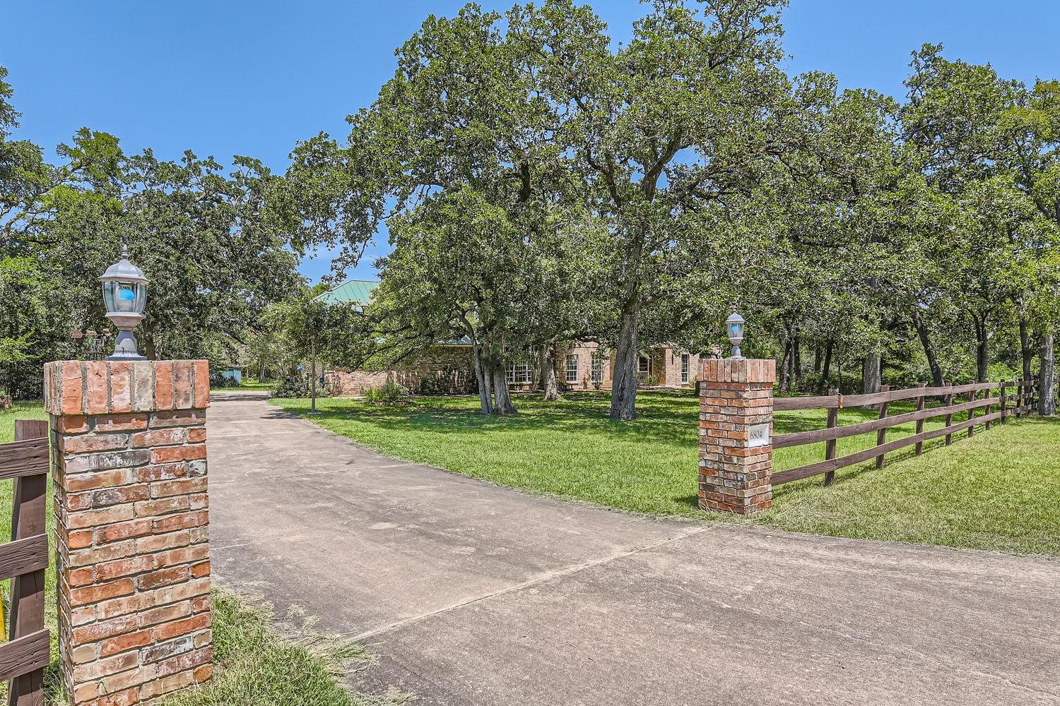 View Austin, TX 78737 house