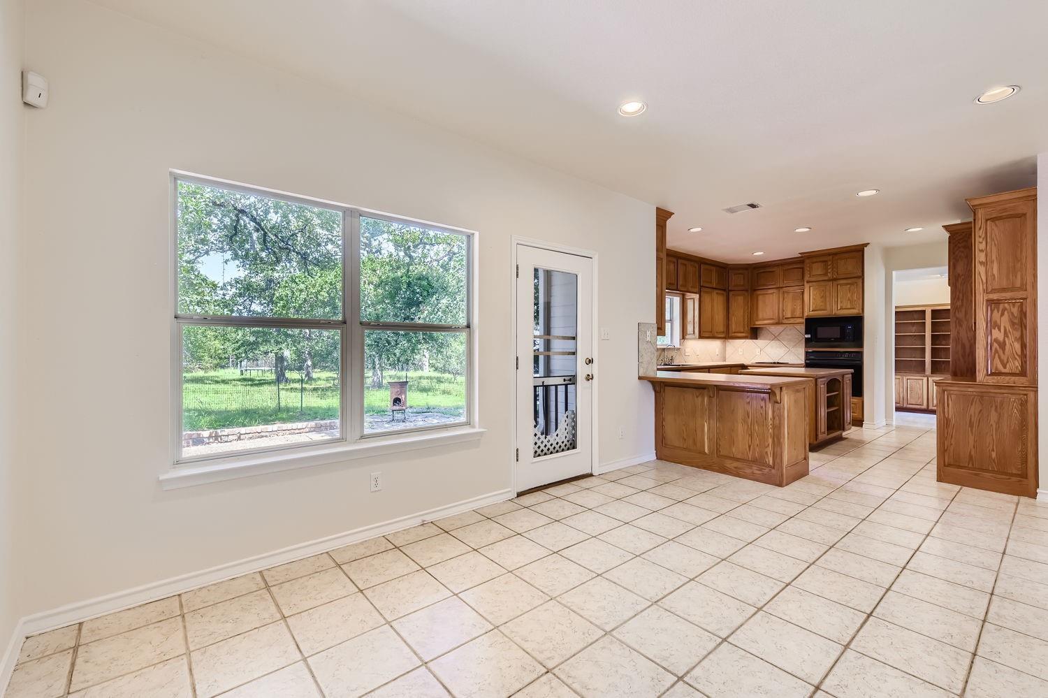 Austin, Texas 78737, United States, 4 Bedrooms Bedrooms, ,4 BathroomsBathrooms,Residential,Active,49098