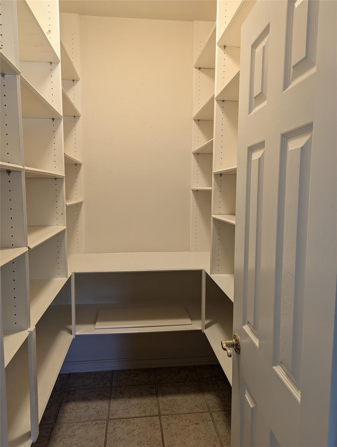 Austin, Texas 78737, United States, 4 Bedrooms Bedrooms, ,4 BathroomsBathrooms,Residential,Active,49098