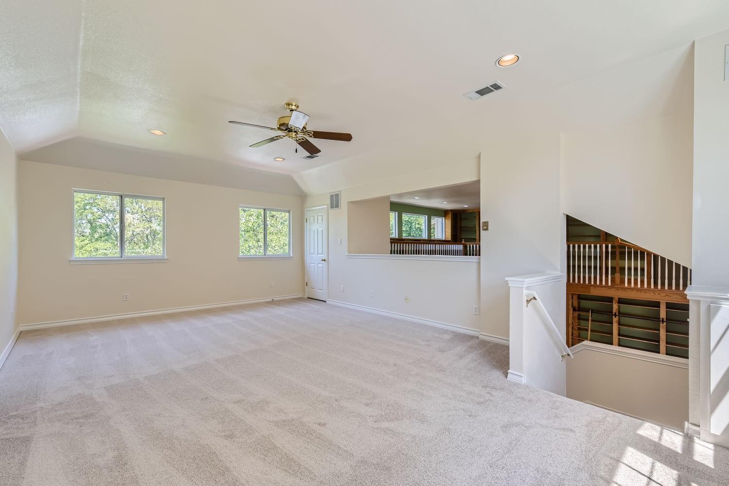 Austin, Texas 78737, United States, 4 Bedrooms Bedrooms, ,4 BathroomsBathrooms,Residential,Active,49098