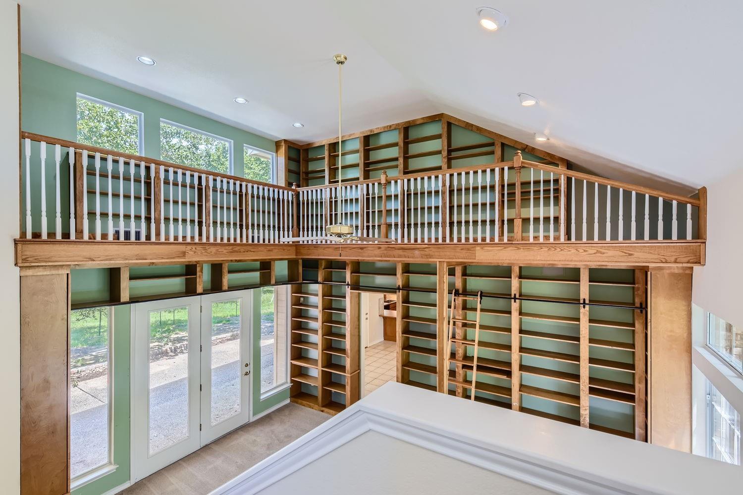 Austin, Texas 78737, United States, 4 Bedrooms Bedrooms, ,4 BathroomsBathrooms,Residential,Active,49098