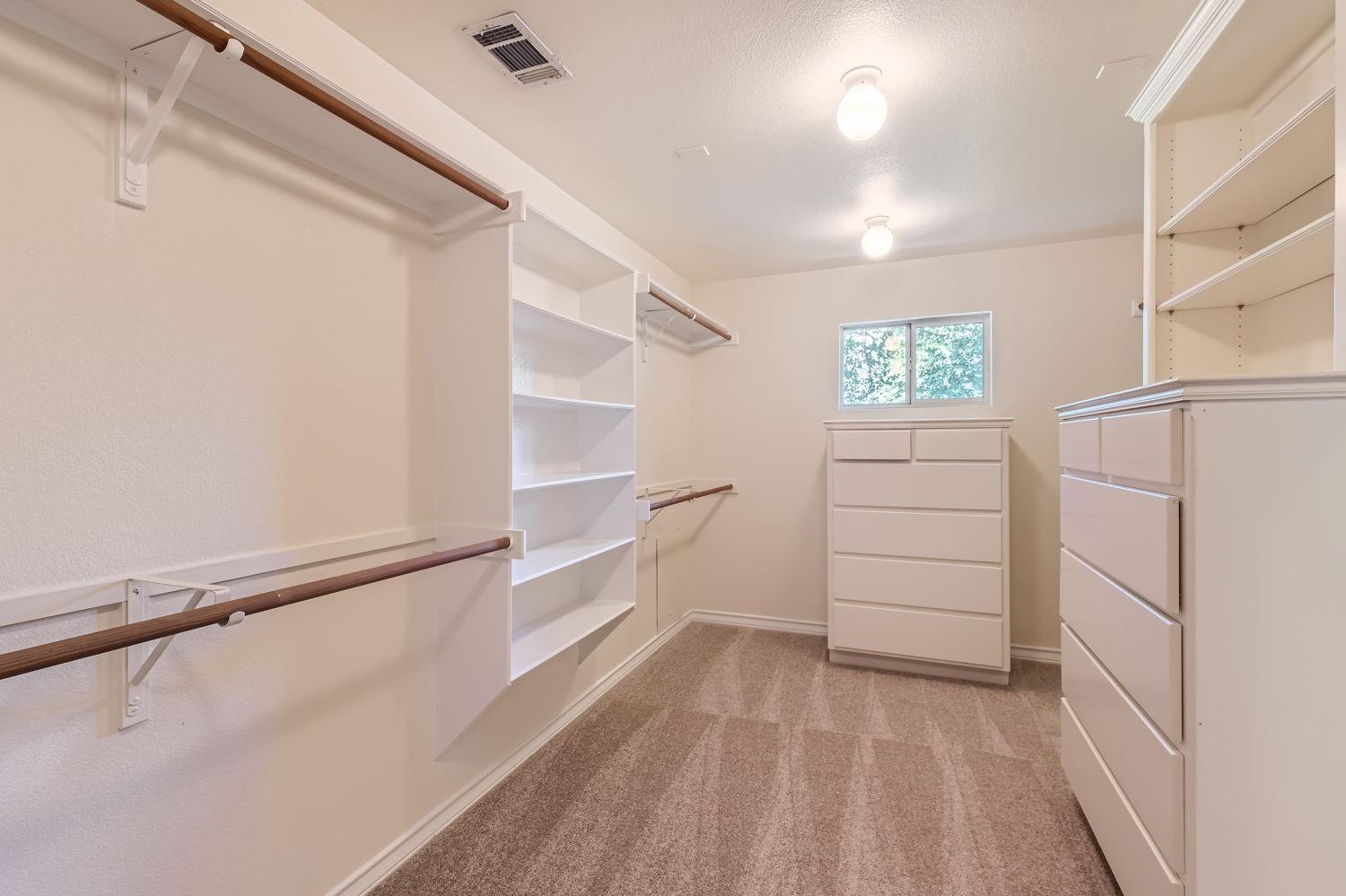 Austin, Texas 78737, United States, 4 Bedrooms Bedrooms, ,4 BathroomsBathrooms,Residential,Active,49098