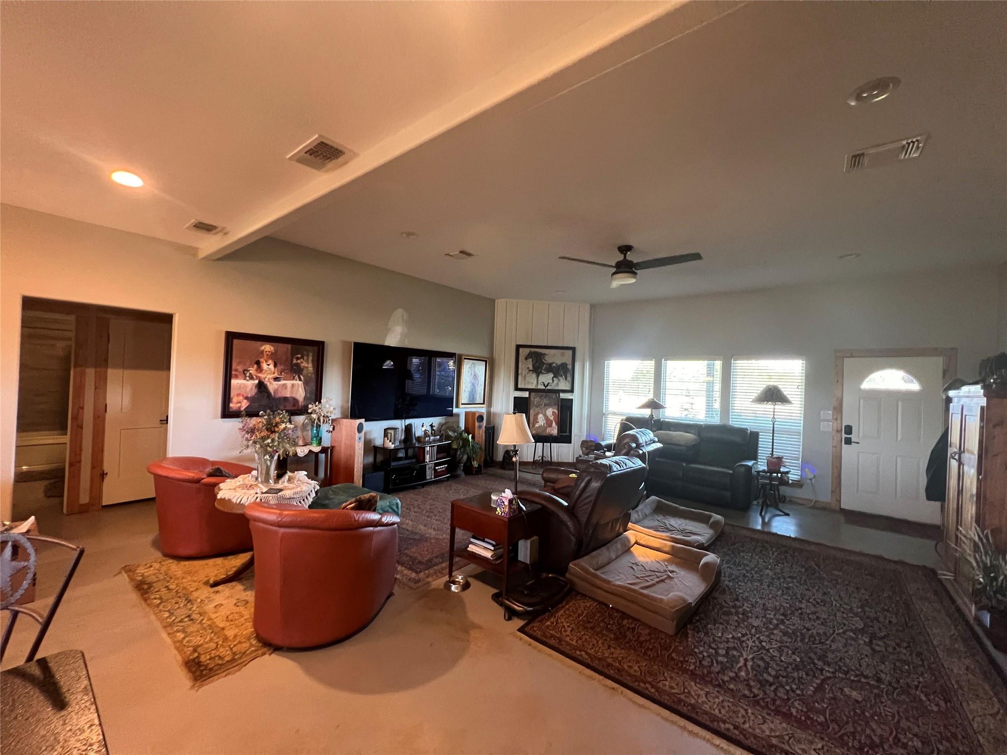 1000 County Road 203
