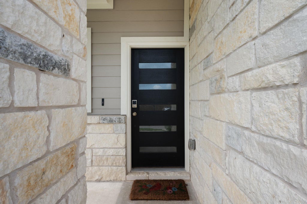 Photo of 6907 Short Run LN, Buda, TX 78610 (MLS # 9505368)